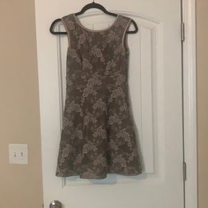 dress with flower lace design